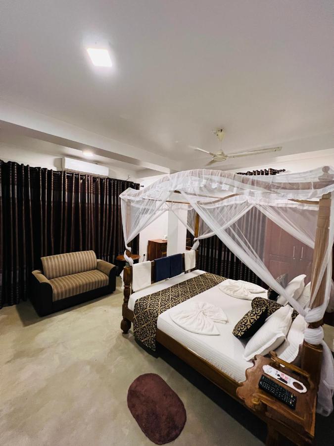 Top Secret Beach Hotel Matara Exterior foto
